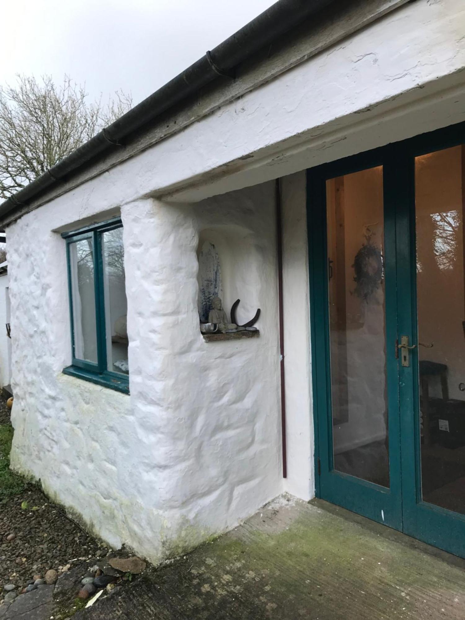 Tiny Cosy Snug Apartment Manorowen ภายนอก รูปภาพ